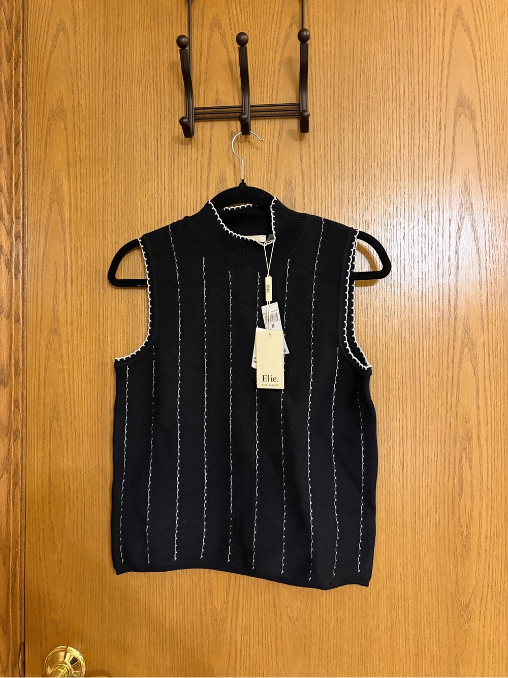 nwt eli tahari top